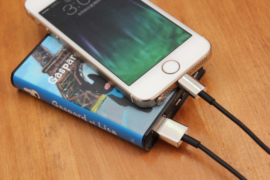 Avier 原廠認證 Lightning 傳輸線(1M)，性價比更勝原廠！ avier-apple-lightning-usb-cable-002