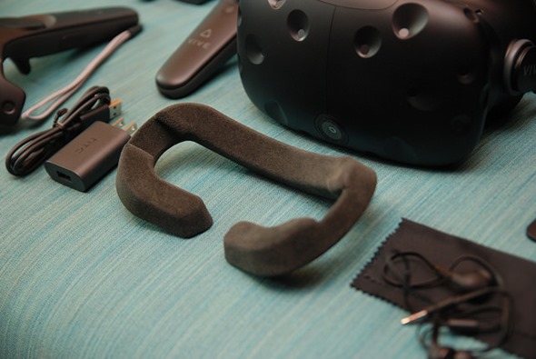 台灣 HTC VIVE 市售版開箱！各裝置細節深入說明 %E6%B3%A1%E6%A3%89