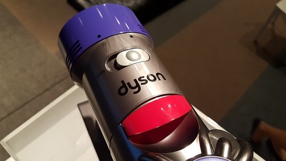 更輕鬆、更安靜、吸力更強，Dyson 發表新一代手持無線吸塵器 V8 Fluffy 20160621_154451