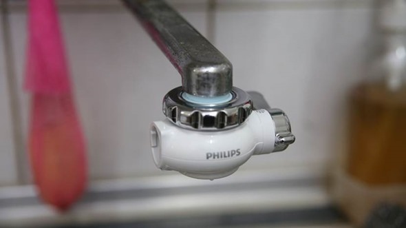 輕鬆裝／PHILIPS超濾水龍頭式淨水器(WP-3812)，細菌、鉛、化學汙染、雜質臭味隨開即濾 clip_image008