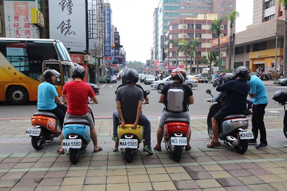 Gogoro台南最新購車優惠、補助與門市/換電站資訊這裡看 IMG_4615