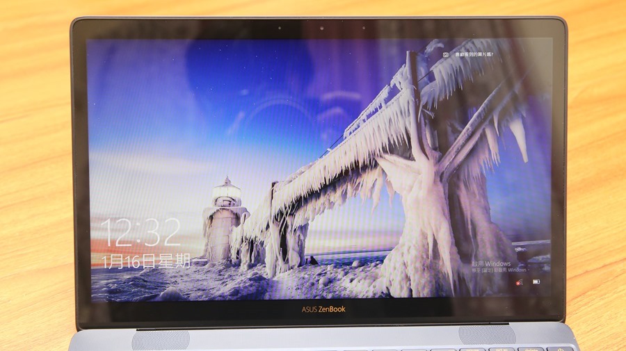 極度輕薄！ASUS ZenBook 3 UX390UA(皇家藍)開箱評測 IMG_5721