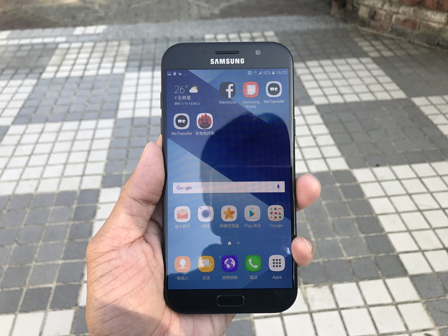 Samsung Galaxy A7(2017) 開箱評測，支援IP68防水、雙1600萬畫素鏡頭與超強電池續航力 IMG_6892