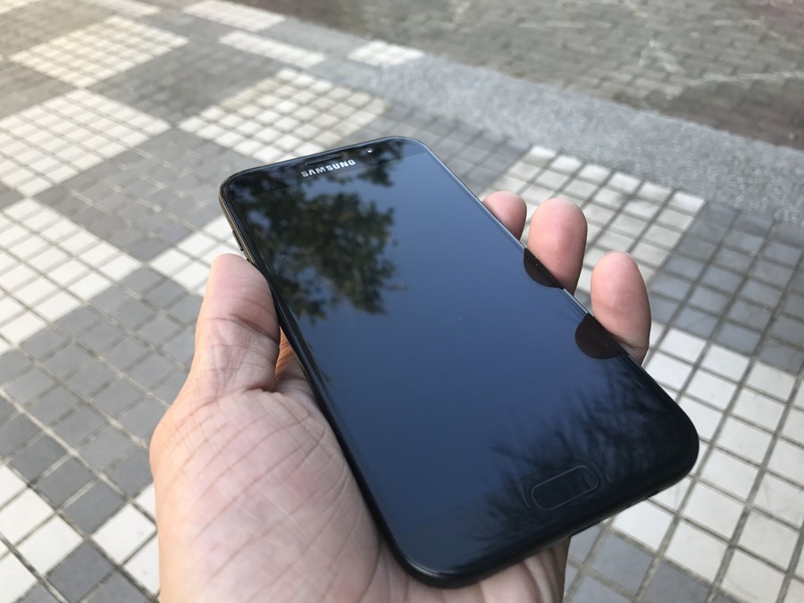 Samsung Galaxy A7(2017) 開箱評測，支援IP68防水、雙1600萬畫素鏡頭與超強電池續航力 IMG_6902