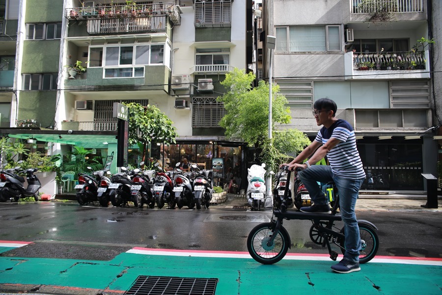 越騎越賺錢的自行車！米騎生活體驗門市+騎記電助力摺疊自行車國際版試乘分享 IMG_6817