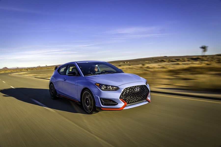 2019 年 Hyundai Veloster N 登場，歐系鋼砲要小心了！ 2019-hyundai-veloster-n-2