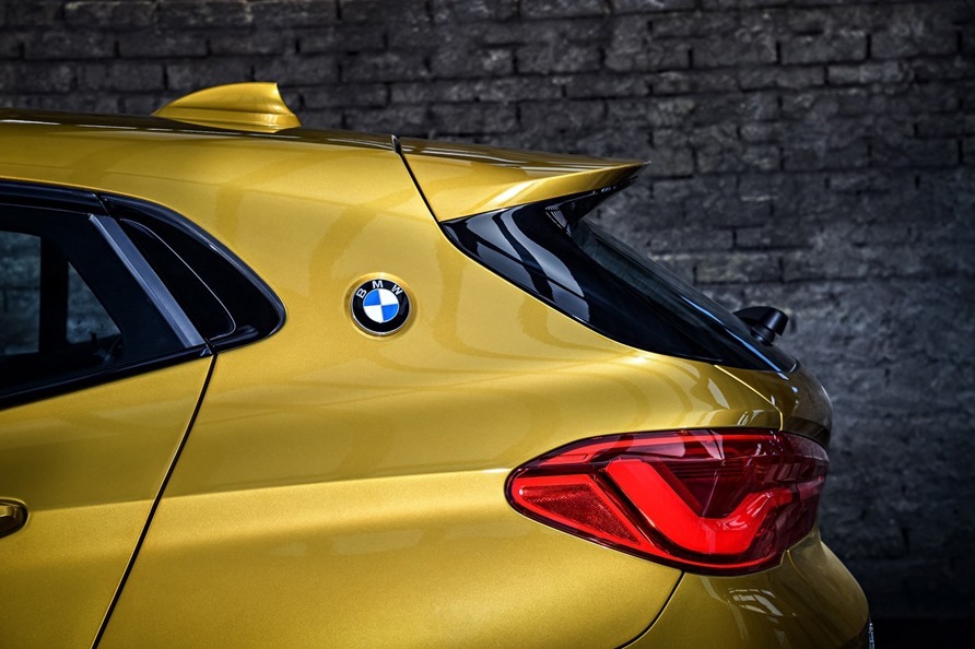 車迷期待的 BMW X2 不只有四驅 xDrive 版本，還會推出前輪驅動版本 bmw_x2_official_21