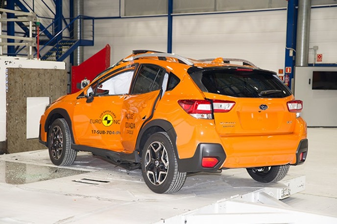 Euro NCAP 2017年度各級距最佳安全車款，你的車有上榜嗎？！ subaru_xv_2017%E7%AB%8B%E6%9F%B1%E5%81%B4%E6%92%9E