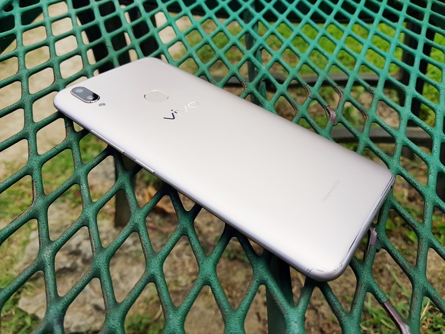 [評測] vivo V9：中階機的規格卻只要入門機的價格，90% 高佔比全螢幕手機 20180517_130645