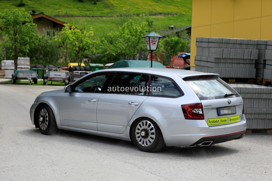 Skoda Octavia 外觀沒什麼變的小改款，預計 2020 年上市 2020-skoda-octavia-chassis-testing-mule-spied-for-the-first-time-is-a-lowered-r_5