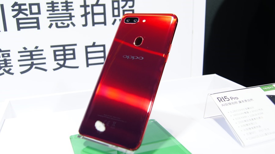 炫彩漸層美背、AI 智慧拍照，OPPO R15 肯定會讓人多看一眼 DSC9691