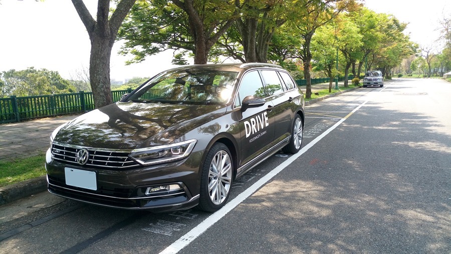 熱血爸爸別亂試，試了就回不去了，VW Passat Variant 380 TSI R-Line Performace IMAG1162_1