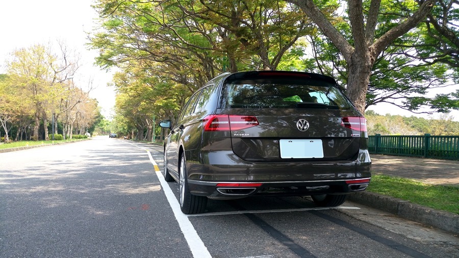 熱血爸爸別亂試，試了就回不去了，VW Passat Variant 380 TSI R-Line Performace IMAG1164_1