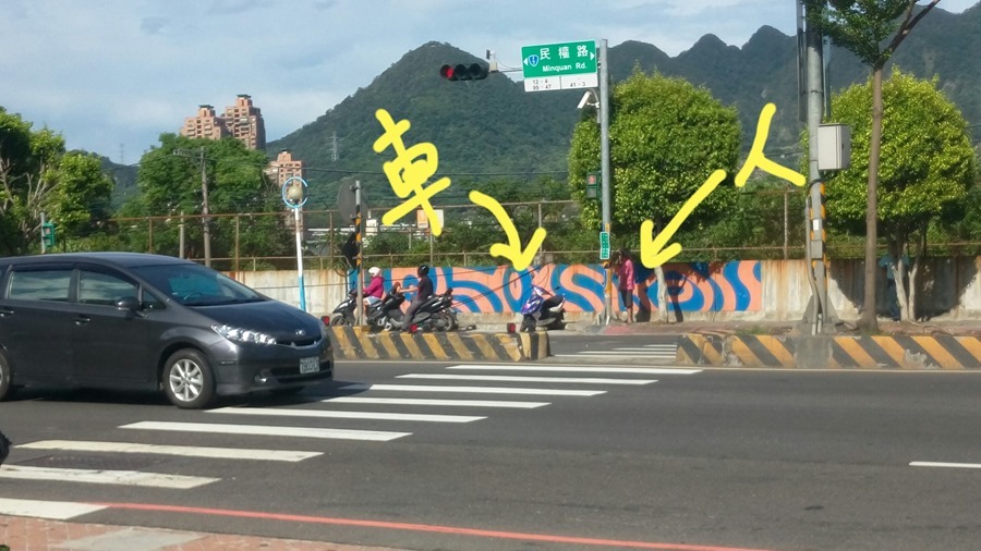 夏天騎車雖然很熱，但也不要看到陰涼處就停下來 IMAG7346_1