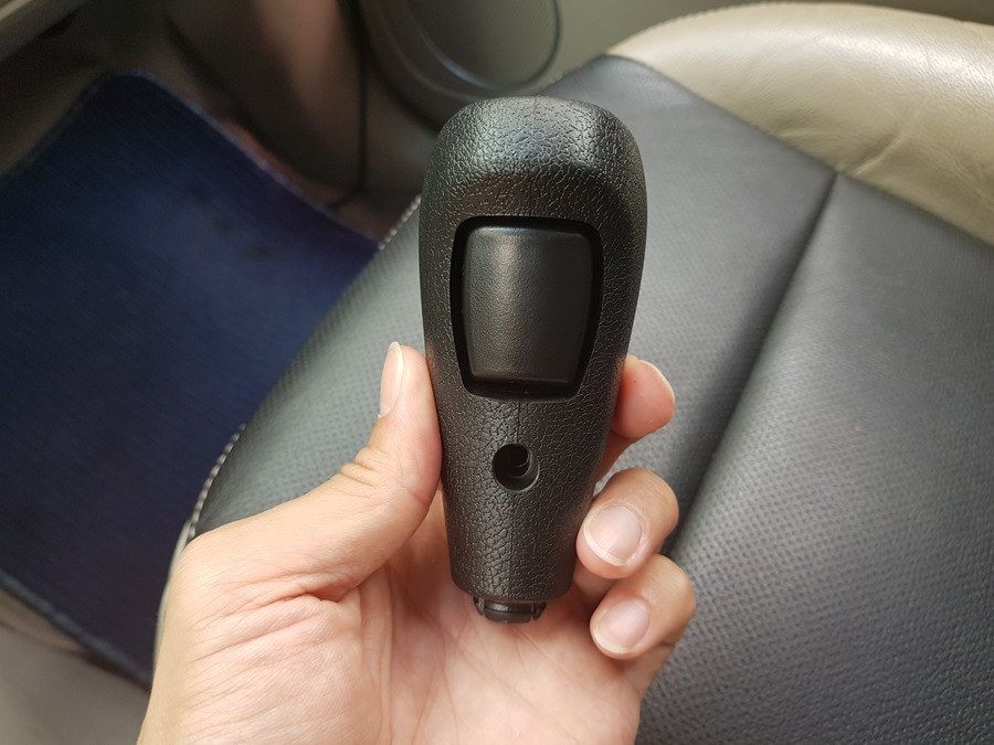 [教學] Ford Focus 排檔頭 DIY 輕鬆更換教學 20180819_140959