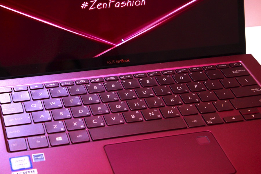 時尚絕配！ASUS ZenBook S 勃根第酒紅色 X 限量聯名手拿包今登場 IMG_9527