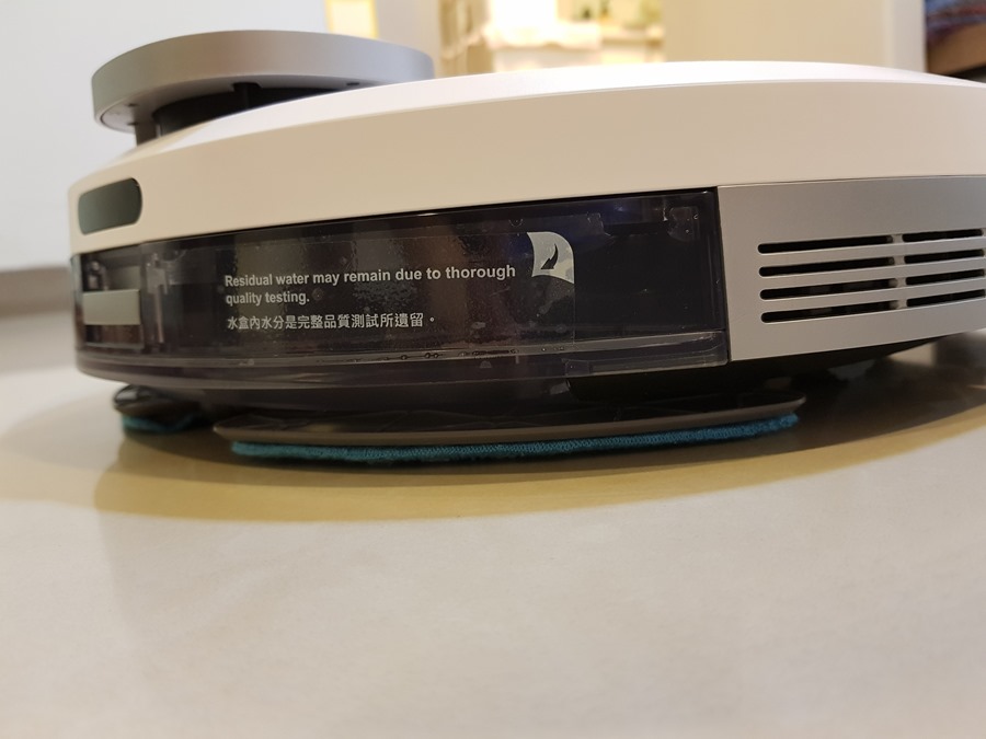 [評測]家中地板不必再煩惱，就交給 ECOVACS DEEBOT OZMO 900 掃、吸、拖一次完成 20181108_145151