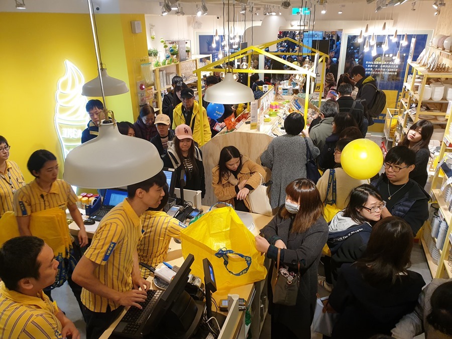 全球第一家 IKEA 百元店開張了！ 帶你進來走走逛逛 20181214_162821