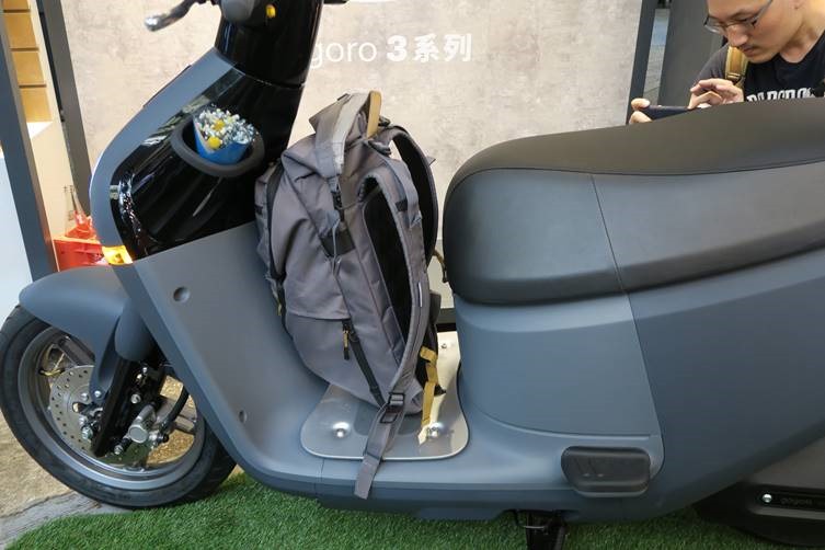 Gogoro 3 系列車款登場，讓消費者用更划算的價格入手世界頂級的電動機車 clip_image034