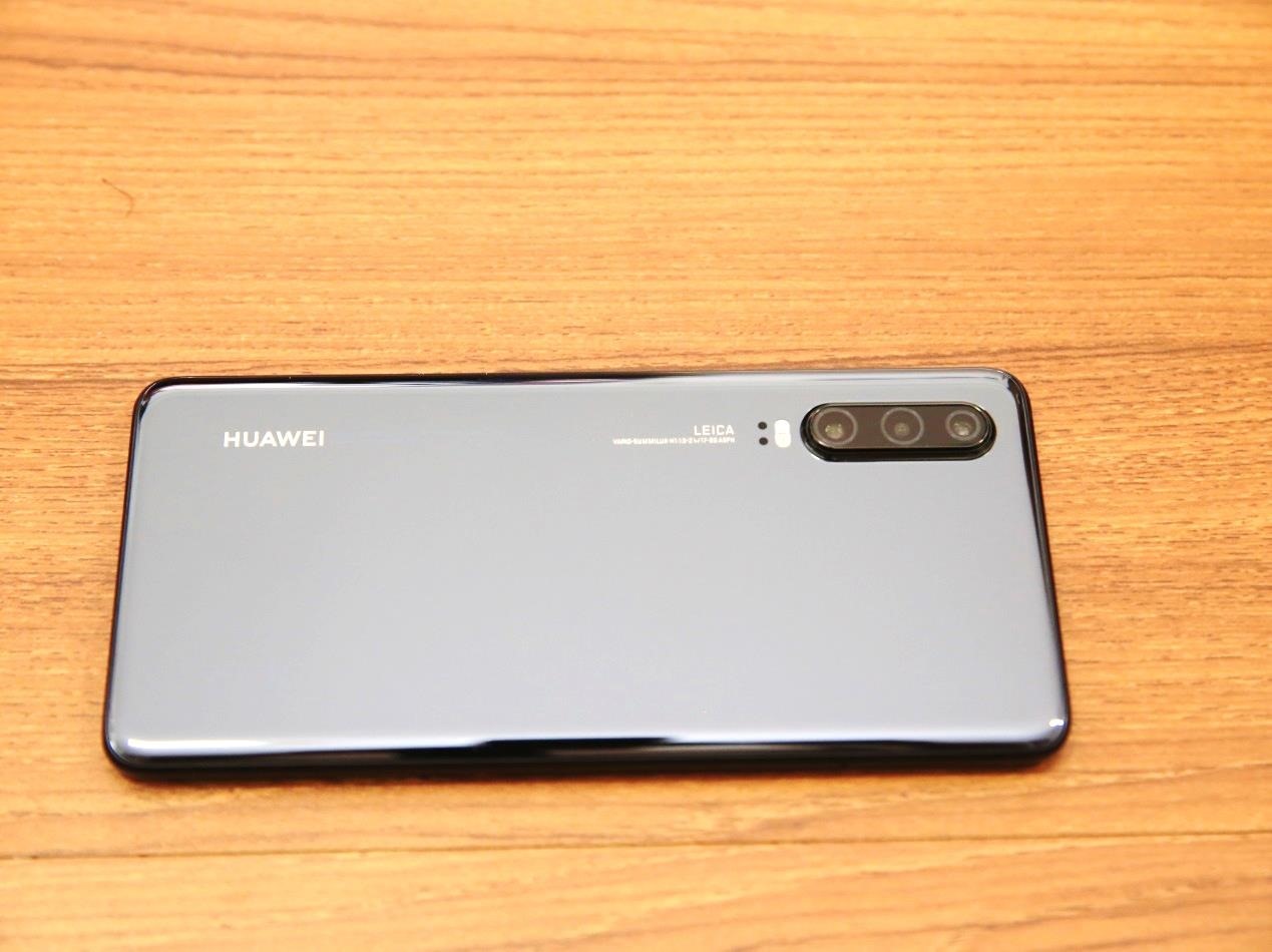 超強夜拍相機 HUAWEI P30評測心得，挑戰手機極致性價比 image015