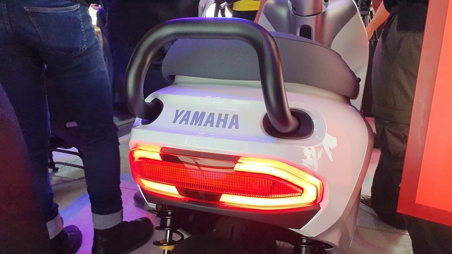 YAMAHA、Gogoro 合作首款電動機車 EC-05 亮相！售價 99,800 元可領補助 20190627_153842