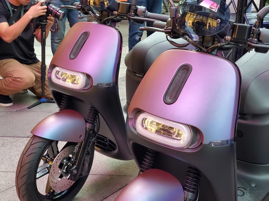 Gogoro 首款 ABS 車款 Gogoro S2 ABS 上市，炫彩配色更亮眼 20190821_140101