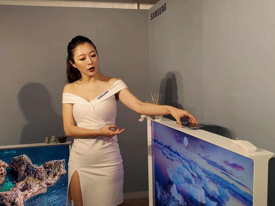 三星 2020 QLED 8K 電視來囉！你絕對沒想過電視可以這麼多變 20200425_135602