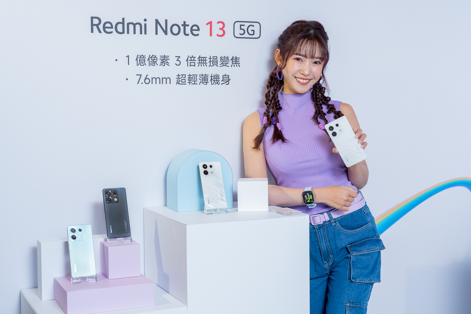 小米推出 Redmi Note 13 系列 4G/5G 手機，意圖篡位高階資格！ 6.-Redmi-Note-13-5G-採用省電高效的聯發科天璣-6080-晶片，並且搭載-6.67-吋-AMOLE-柔性平面螢幕，加上-120Hz-的高刷新率和-2160Hz-的瞬時觸控採樣率，帶來更流暢的影音體驗。-1