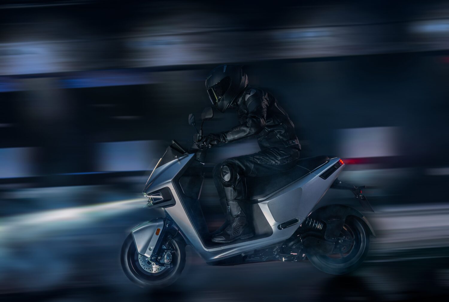 Gogoro 旗艦性能新車 Pulse 正式上市，限時新資費 499 元騎 1,500 公里！ 圖-4-1500x1010